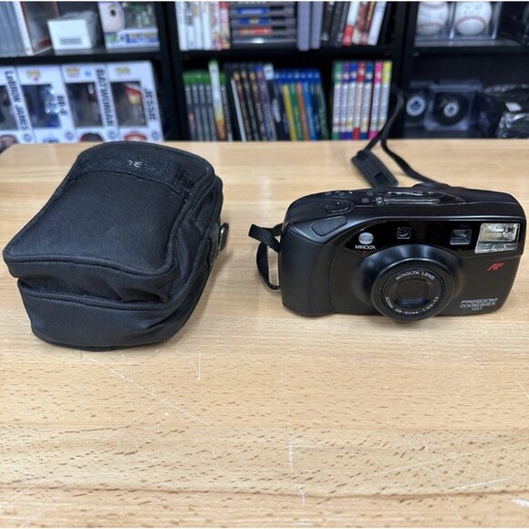 Vintage Minolta Freedom Zoom 90EX QD Point & Shoot 35mm Film Camera W/Case - Picture 1 of 7